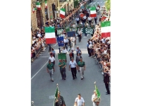La sfilata 