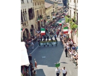 La sfilata 