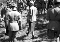 Maria Josè di Savoia in visita agli alpini